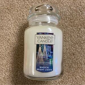 Yankee candle magical bright lights 22 ounce large jar candle snow Christmas